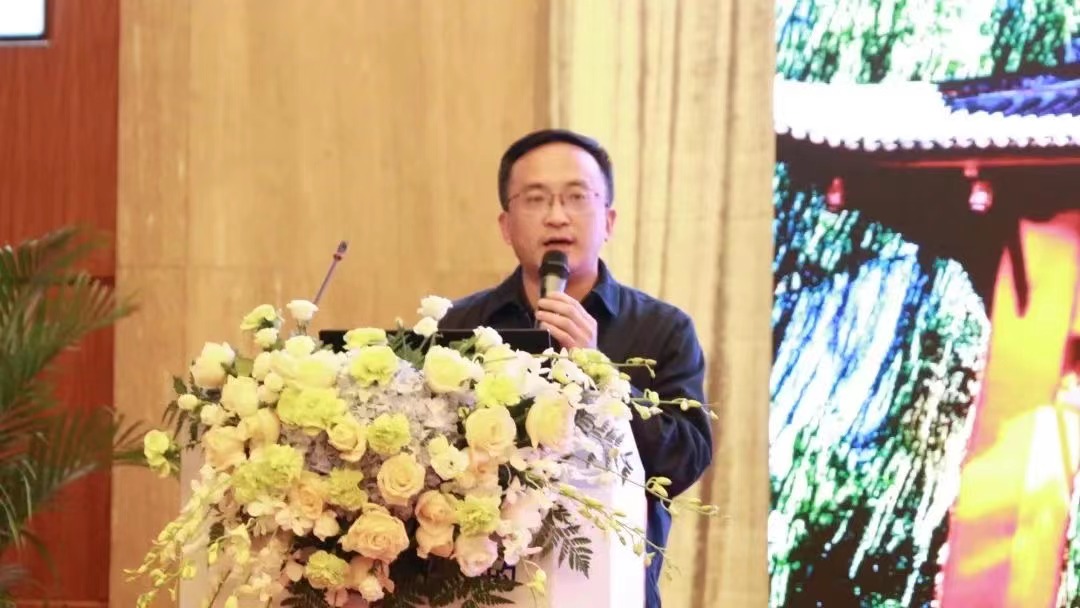 1681042572299332.jpg ÀèÉú.jpg